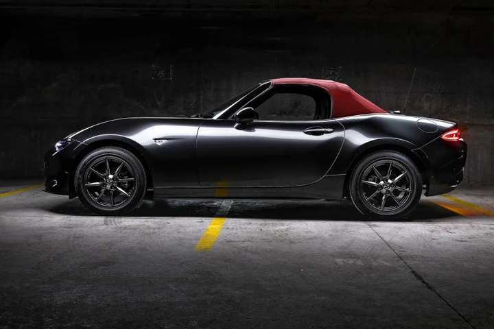 Mazda MX-5 Cherry Edition: solo 71 esemplari