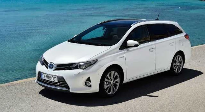 Nuova Toyota Auris Touring Sports