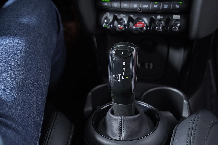 Mini: in arrivo un nuovo cambio Steptronic a doppia frizione