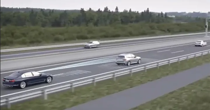 Sistema anticollisione auto (pre-crash): cos'è e come funziona