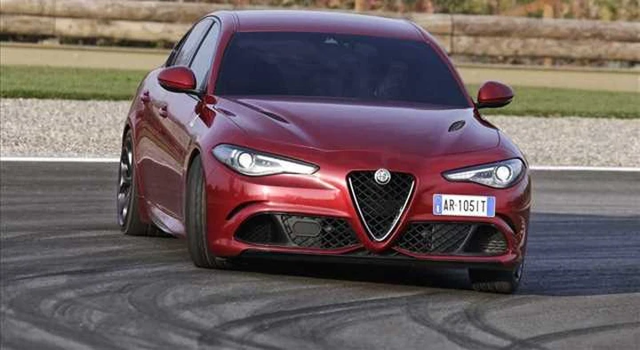Alfa Romeo Giulia: il test della pioggia