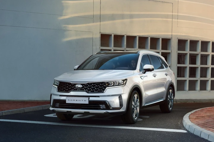 Kia Sorento 2020: prime immagini ufficiali