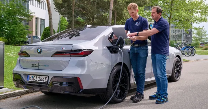 BMW Group e Solid Power: test sulle batterie allo stato solido per la BMW i7