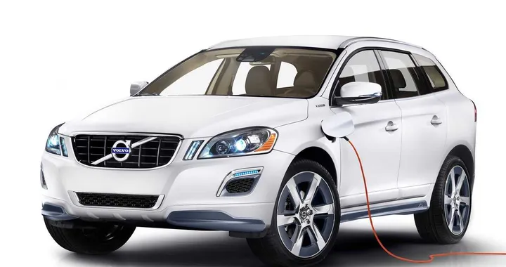 Volvo XC60 Plug-in Hybrid al Salone di Detroit