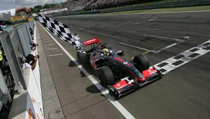 Lewis Hamilton vince il GP di Ungheria