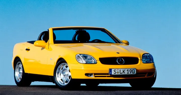 Mercedes SLK: la baby roadster compie vent'anni
