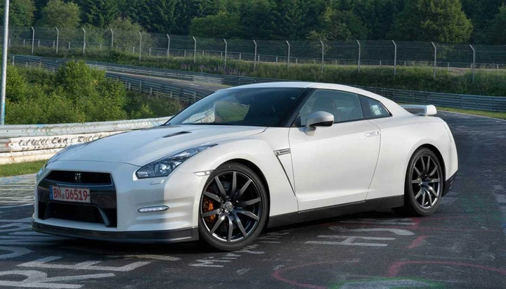 Nissan GT-R Track Edition alla 24 ore del Nurburgring