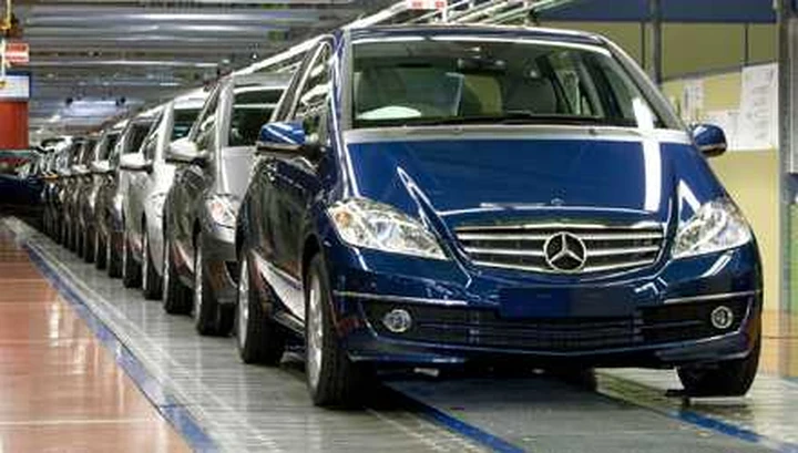 Daimler: vendite in leggera crescita