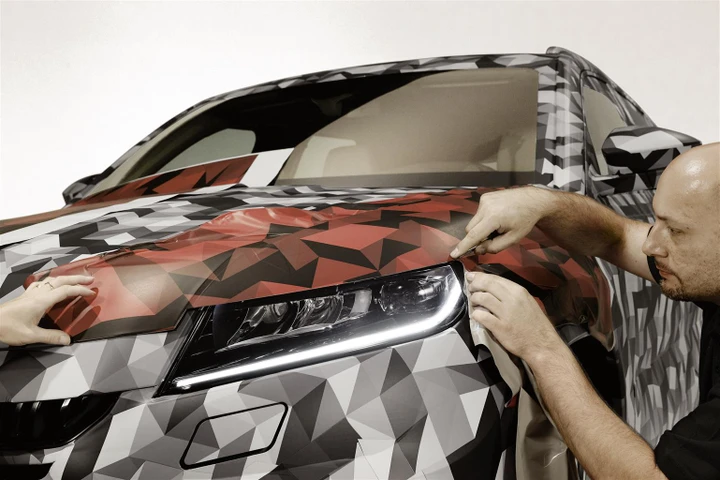 Skoda Kodiaq: al Tour 2016 aspettando il debutto