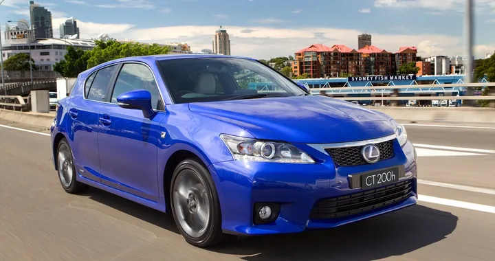 Lexus CT 200h, allo studio una variante sportiva
