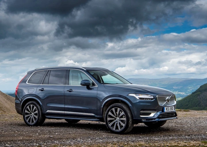 Nuova Volvo XC90 2023: in arrivo con stile e tecnologia al top