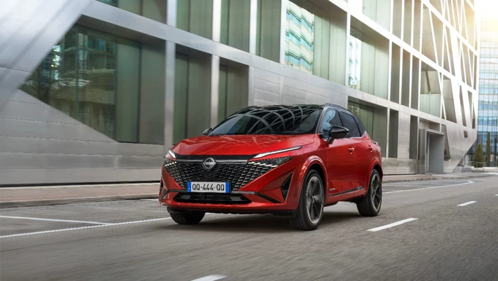 Nissan 2025: crescita record per Qashqai, Ariya e SUV elettrici