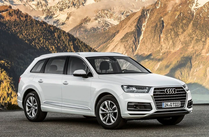 Nuova Audi Q7: pronta al debutto