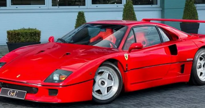 Eric Clapton mette in vendita la Ferrari f40
