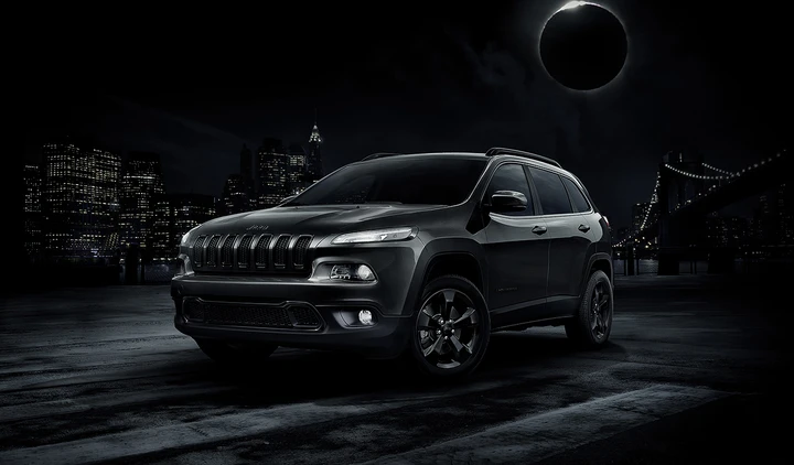 Jeep Cherokee Night Eagle, in Italia da 52.750 euro