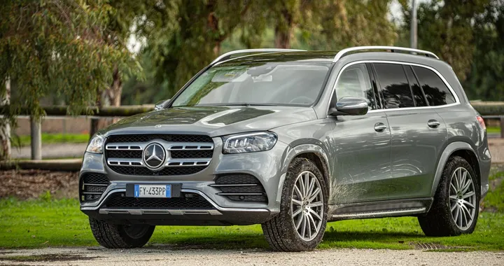 Mercedes-Benz GLS 400d 4Matic: la prova su strada