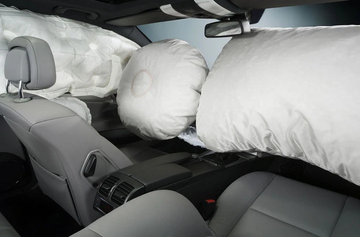 Bmw, Mercedes e Volkswagen: richiami negli USA per gli airbag