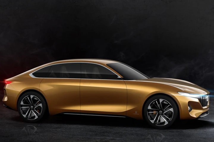 Pininfarina HK H500 Sedan Concept 2018: teaser ufficiali