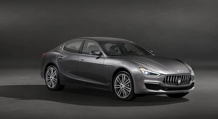 Maserati Ghibli GranLusso: le prime immagini ufficiali