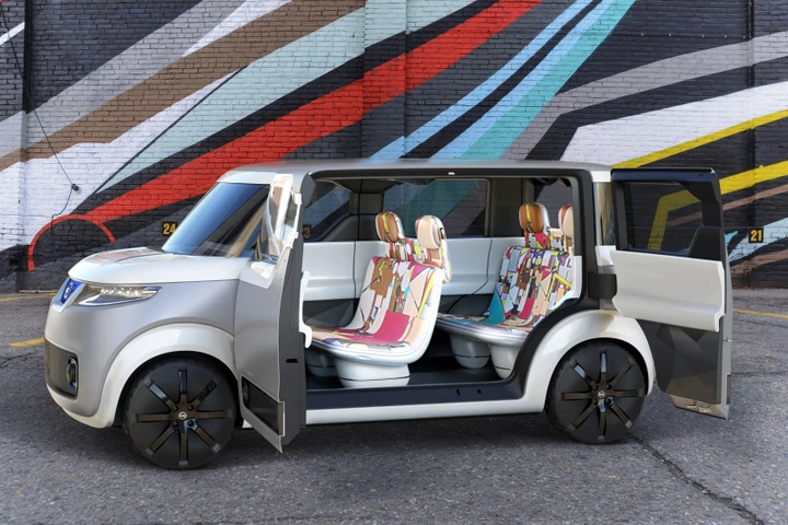 Nissan Teatro for Dayz Concept al Salone di Tokyo
