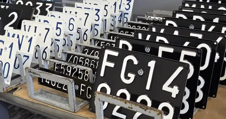 Targhe storiche: 4.000 rilasciate, cosa cambia per auto e moto d’epoca