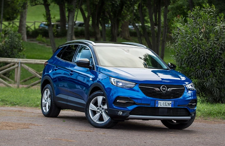 Opel Grandland X 1.2 Turbo: la prova su strada