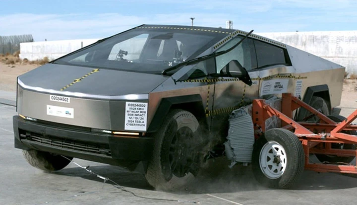 Tesla Cybertruck: 5 stelle nei crash test NHTSA, ma c'è un margine di miglioramento