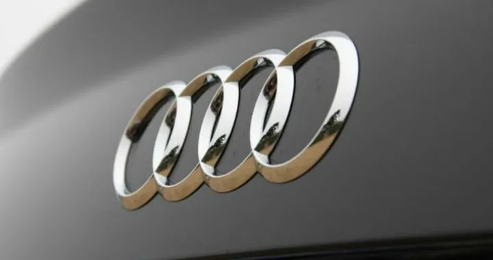 Audi Q6 elettrica: il concept al Salone di Francoforte 2015