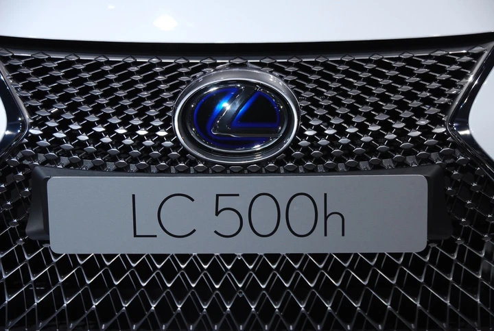 Lexus LC 500h - Salone di Parigi 2016