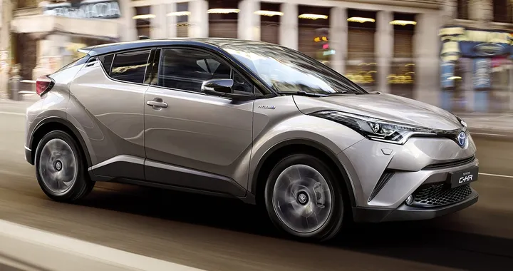 Toyota C-HR, elogio della personalità