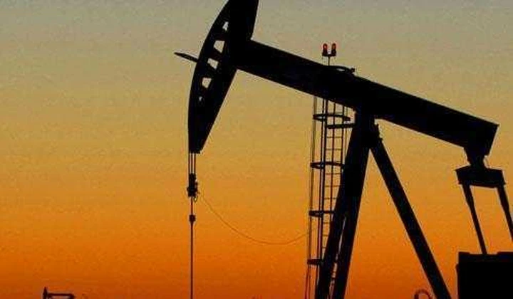 Carburanti: il petrolio vola a 120 dollari al barile