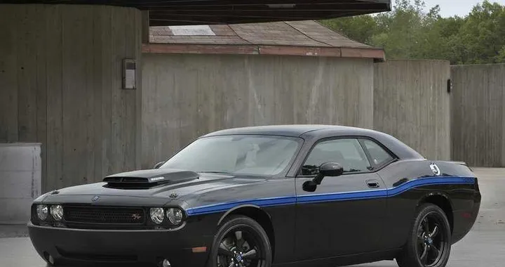 Dodge Challenger Mopar 2010