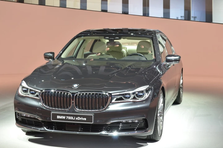 BMW Serie 7 al Salone di Francoforte 2015