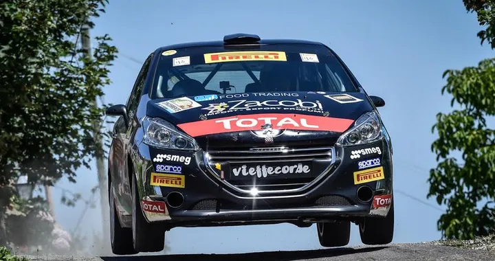 Peugeot: Razzini trionfa al Rally del Casentino