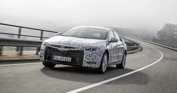 Opel Insignia Grand Sport: ecco come sarà