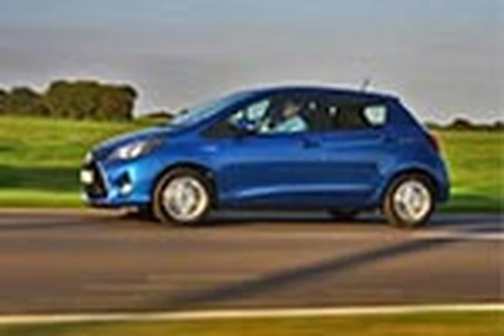 Nuova Toyota Yaris 2014: prezzi da 10.950 euro