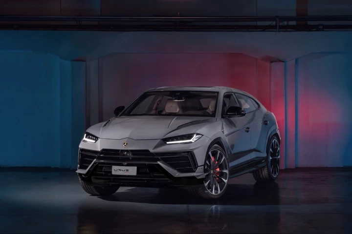 Lamborghini Urus elettrica: dal 2029 il SUV sarà a zero emissioni