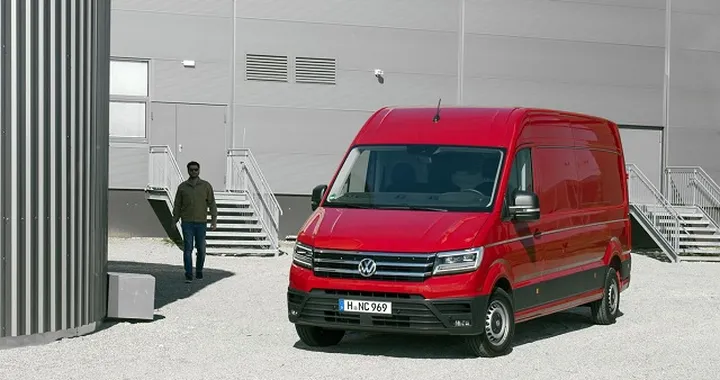 Volkswagen Crafter 2018: il maxi van si rinnova