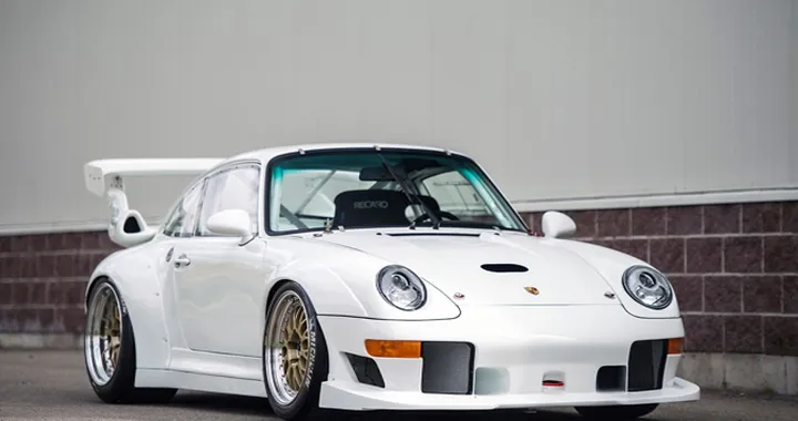 Porsche 911 GT2 del 1995 all'asta