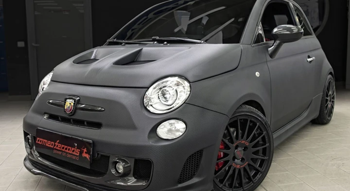 Abarth 500: accessori in carbonio Romeo Ferraris