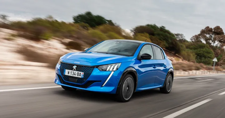 Nuova Peugeot 208 2019: primo contatto con la piccola francese