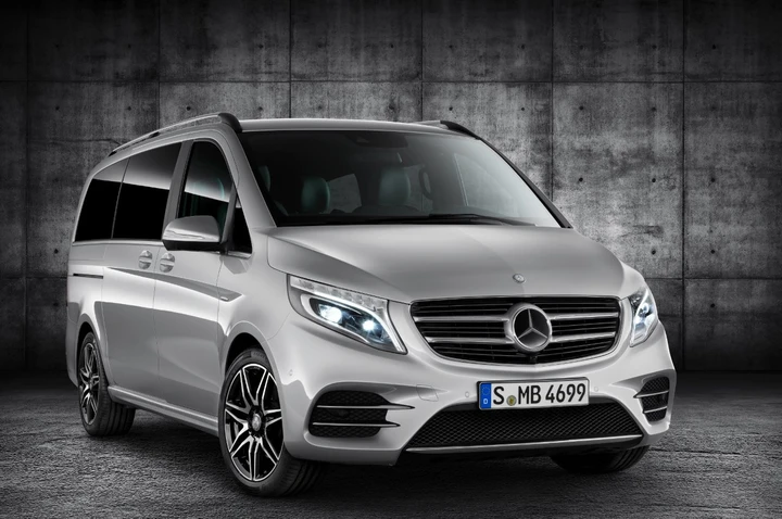 Mercedes Classe V Amg Line: immagini ufficiali