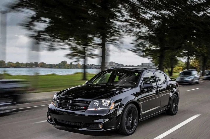 Dodge Avenger Blacktop Edition
