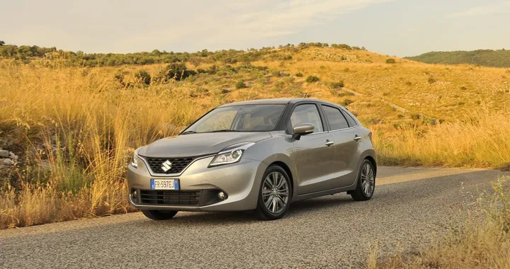 Suzuki Baleno 1.2 Dualjet Hybrid B-Top: la prova su strada