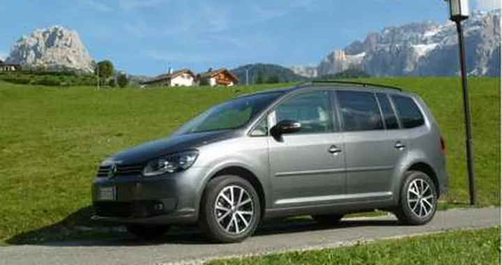 Volkswagen Touran a Metano: prova su strada