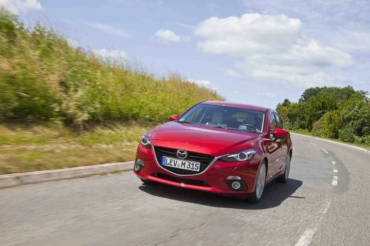 Nuova Mazda 3: prezzo da 17.400 euro
