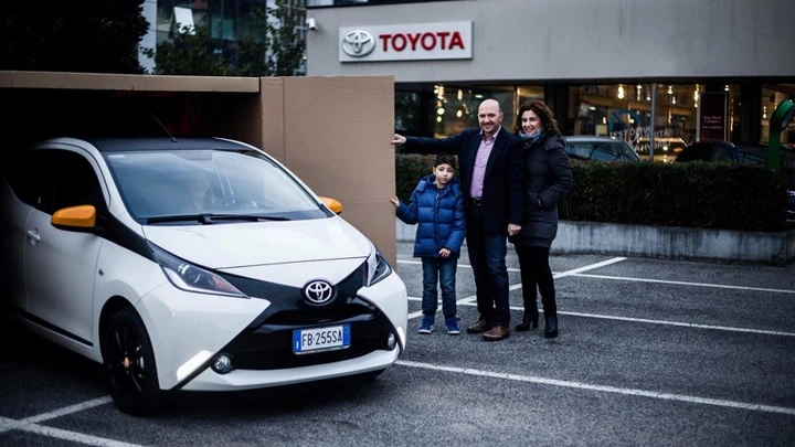 Toyota AYGO Amazon Edition consegnata a Roma