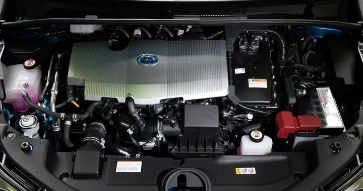 Quanto consuma realmente un'auto ibrida e quando conviene