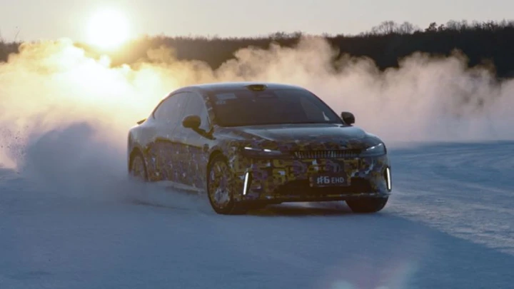 Smart 6: la berlina da 285 km in elettrico che sfida il gelo estremo