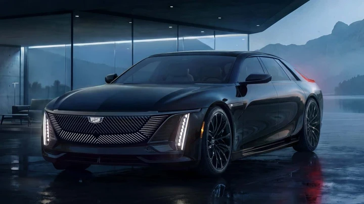 Cadillac Celestiq Night Test: la one-off elettrica veste di nero